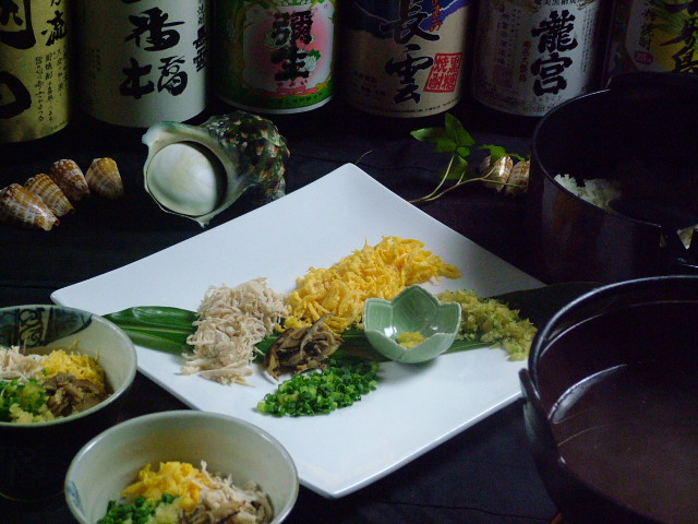 熱々のご飯があれば、ご家庭でも職場でも食べられる伝統の味！