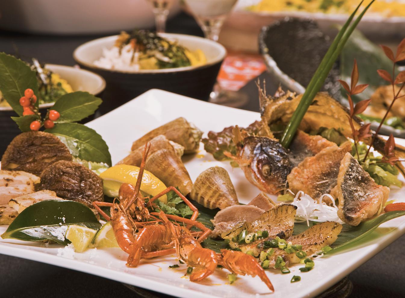 奄美直送の食材を使った「奄美づくしコース」