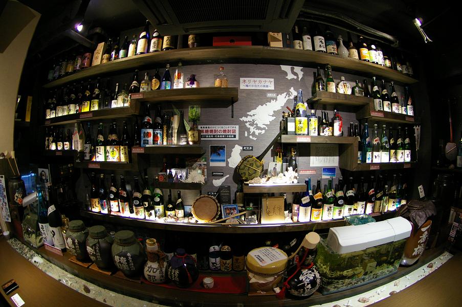 黒糖焼酎も奄美のジュースもいっぱいありますよ！