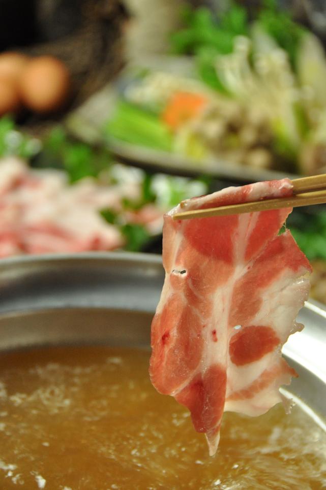 奄美の大自然で育った“奄美島豚”ＶＳブランド豚“薩摩黒豚”の食べ比べ!!